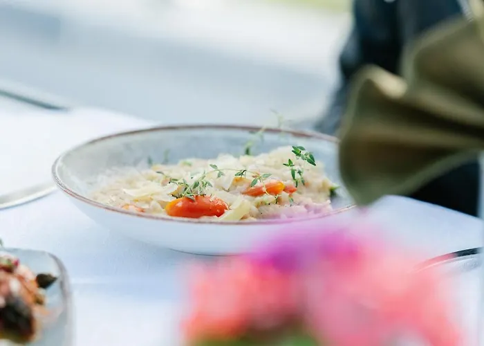 酒店 ямболен