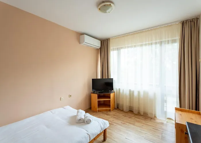 酒店 ямболен 2*